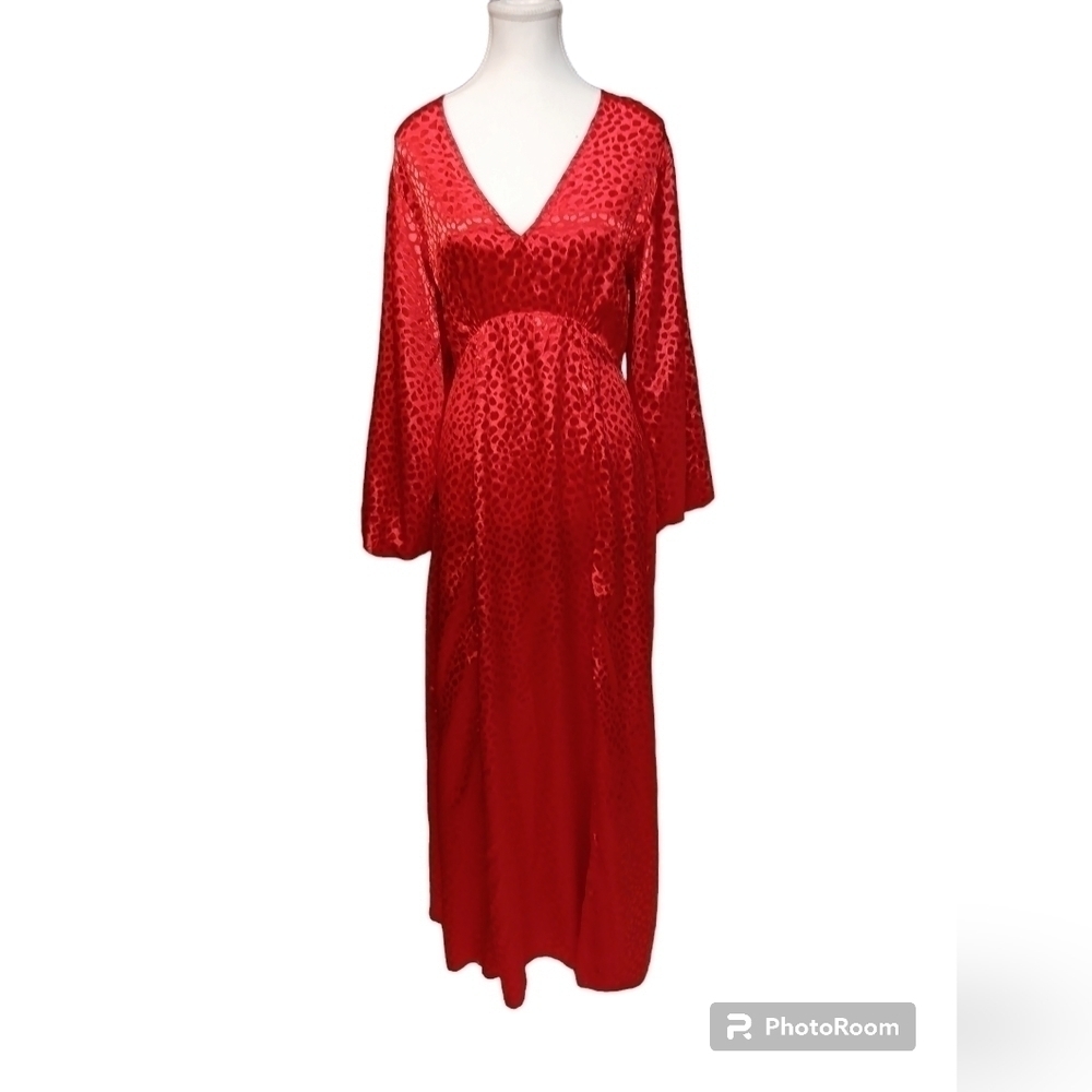 ASOS DESIGN maxi dress with puff sleeves in jacquard. Size 4